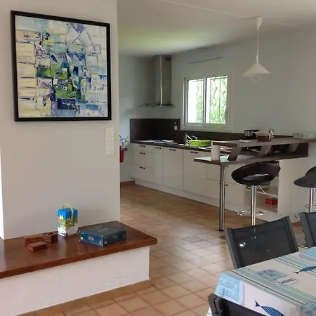 Centre Grande Maison 120m2 Avec Jardin * Royan